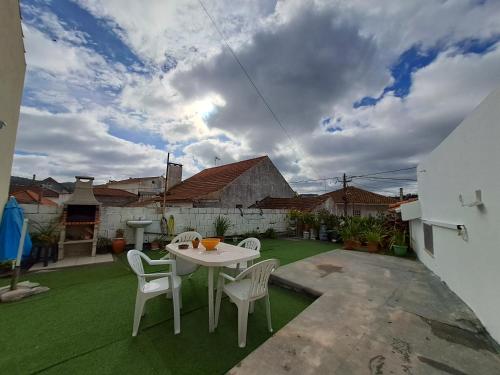 Vivenda do Américo in Porto De Mos, Portugal