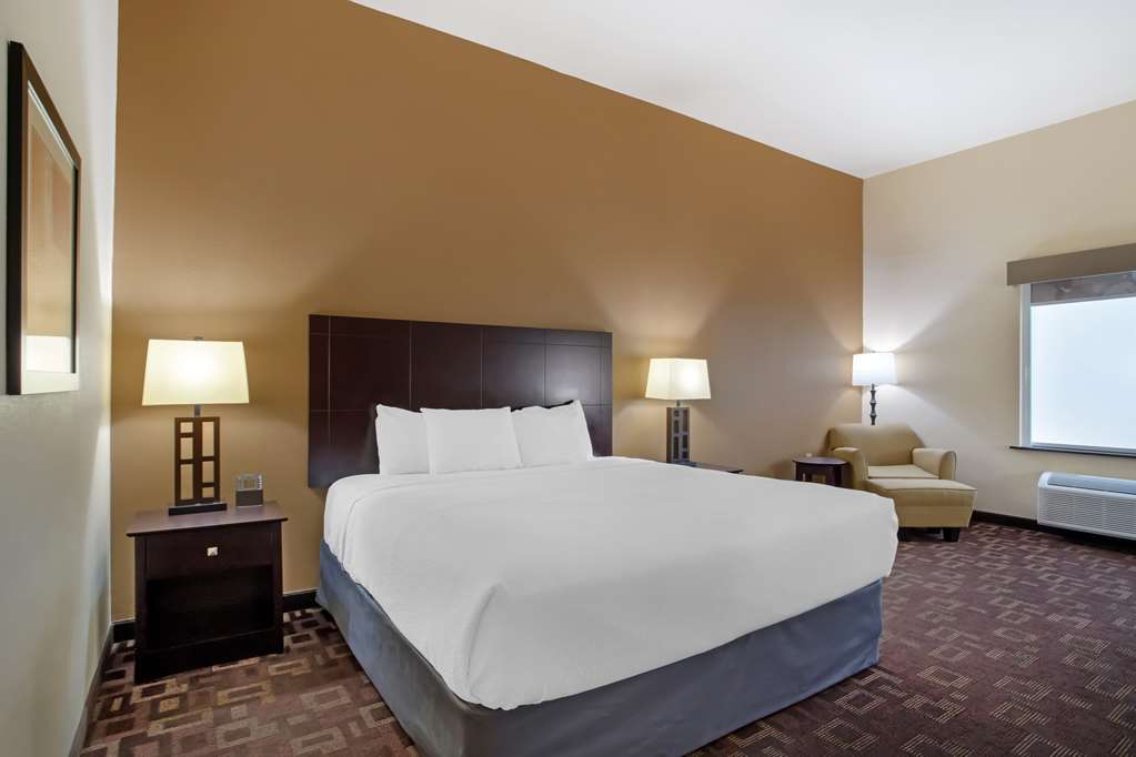 Best Western Plus Goliad Inn & Suites - photo 26