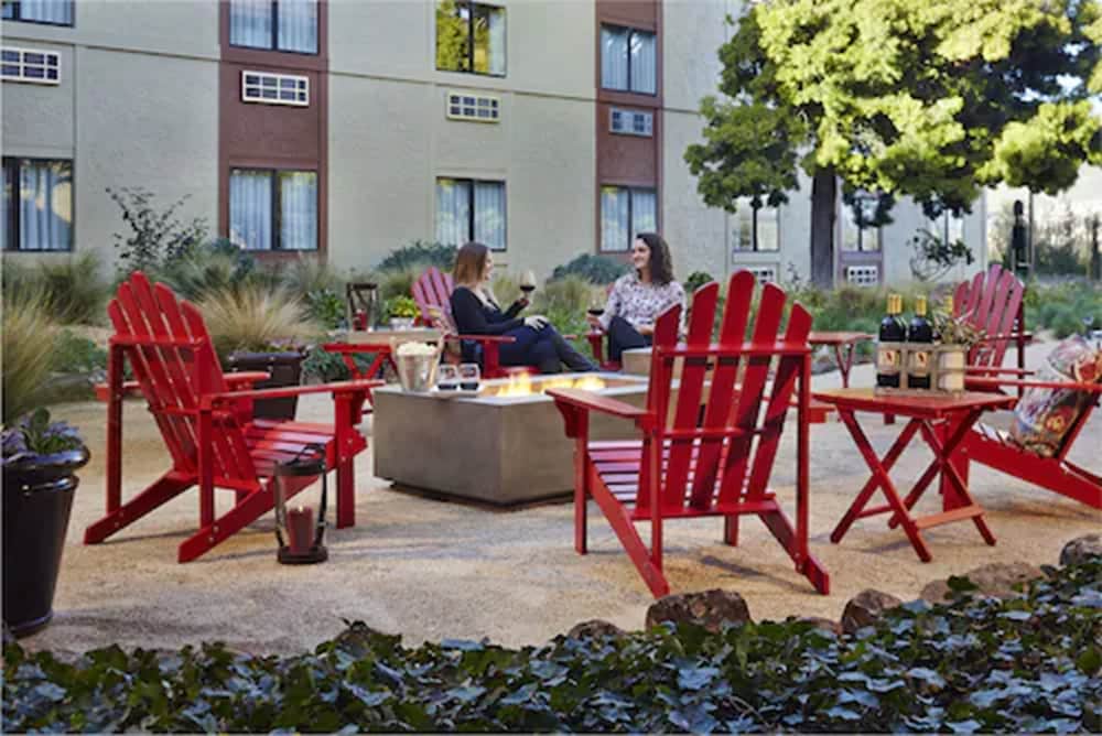Hotel Focus Sfo - photo 32