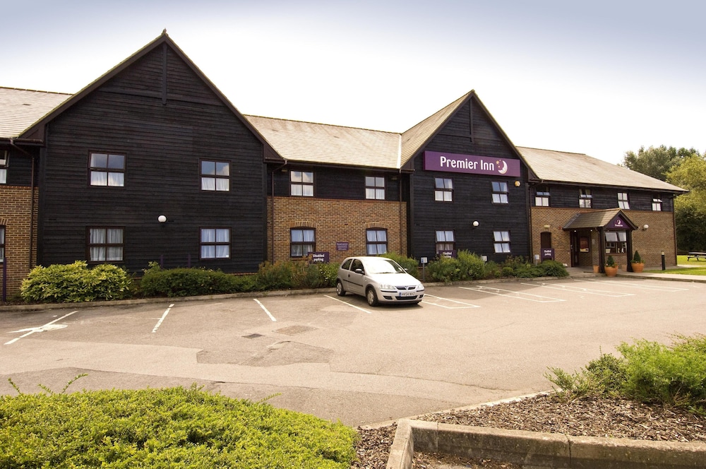 Premier Inn Farnborough West in Farnborough, United Kingdom