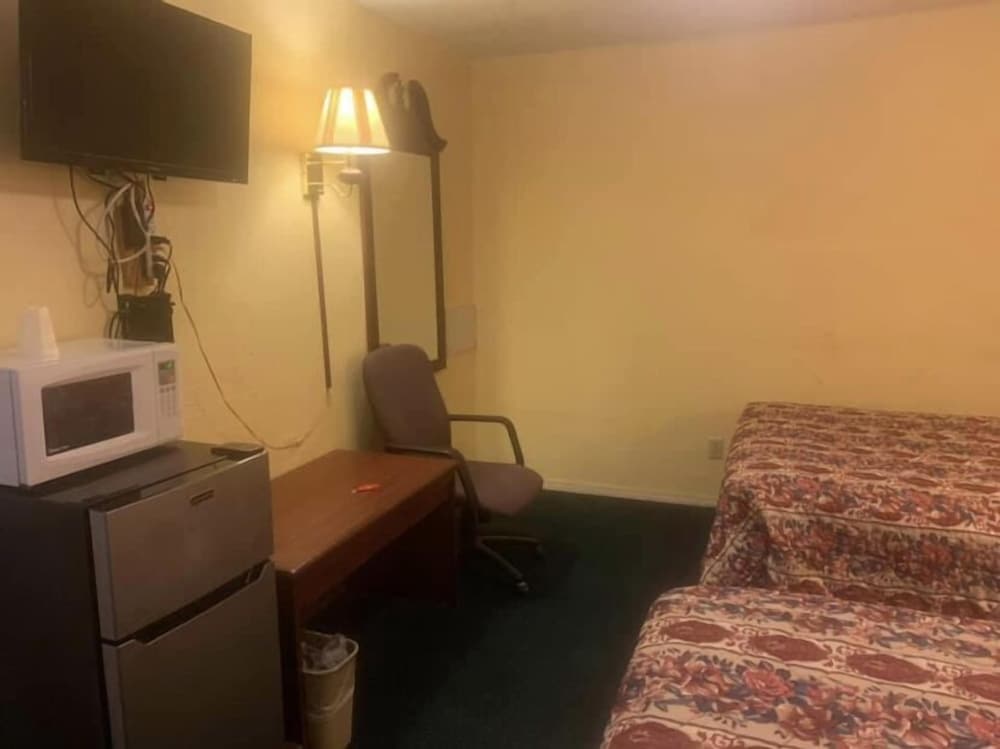 Economy INN poteau - photo 4