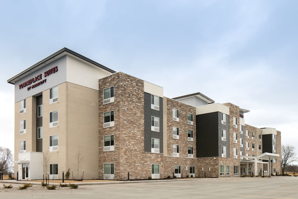 Towneplace Suites By Marriott Oshkosh — Oshkosh