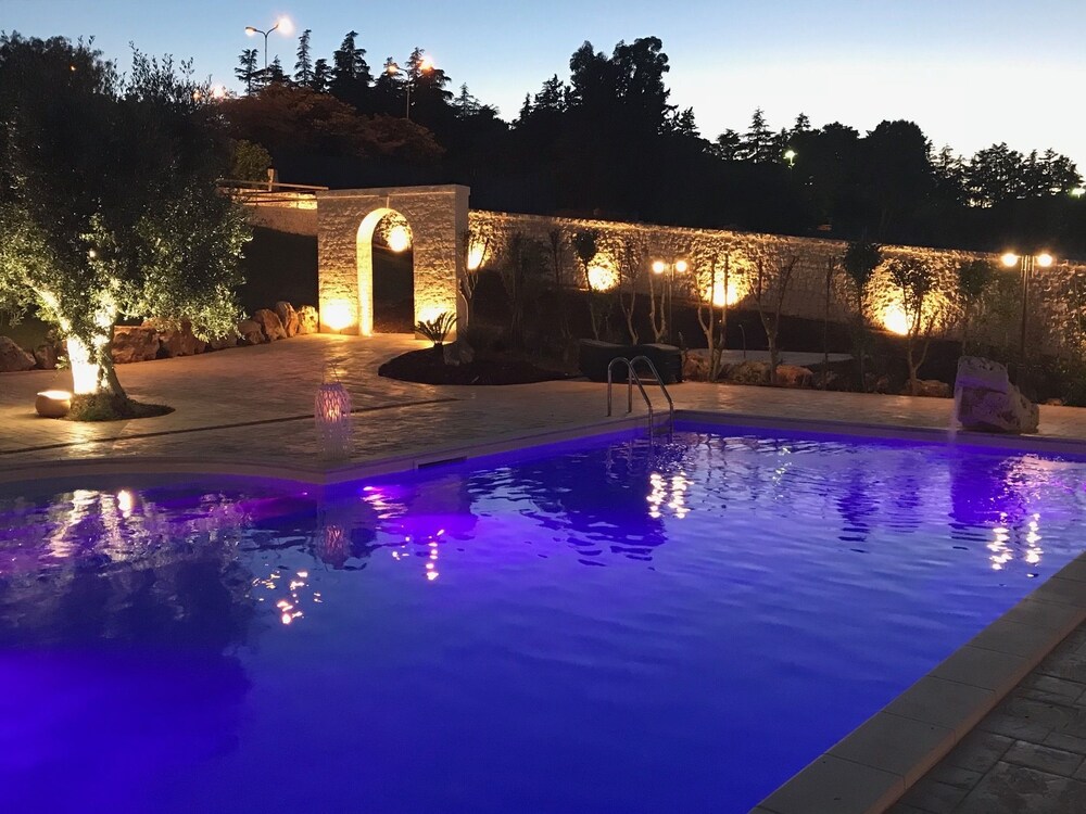 Relais Masseria Serritella — 4-Star Luxury Hotel in Castellana, Italy