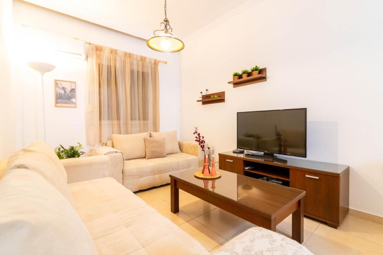 F & B Collection 2 Bedroom Flat — 4-Star Luxury Hotel in Thessaloniki, Greece
