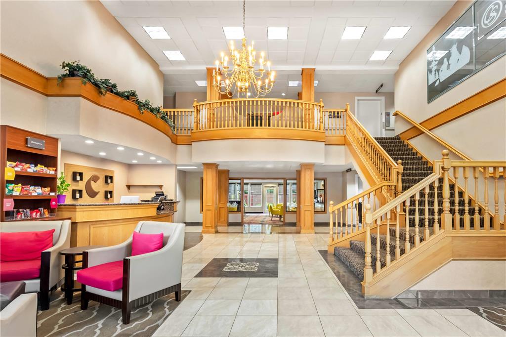 Comfort Suites Clackamas - photo 13