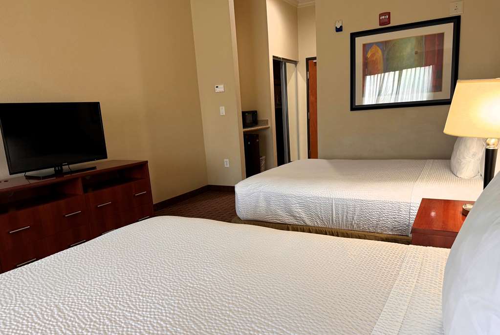 Ramada by Wyndham College Station - photo 35