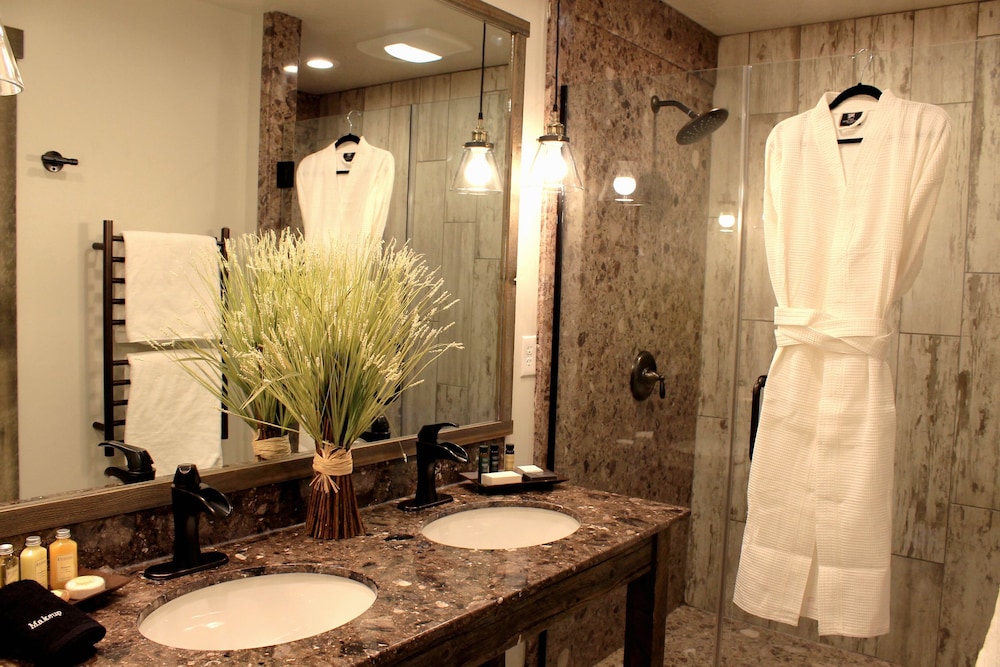 1872 Inn Adults Exclusive - photo 14
