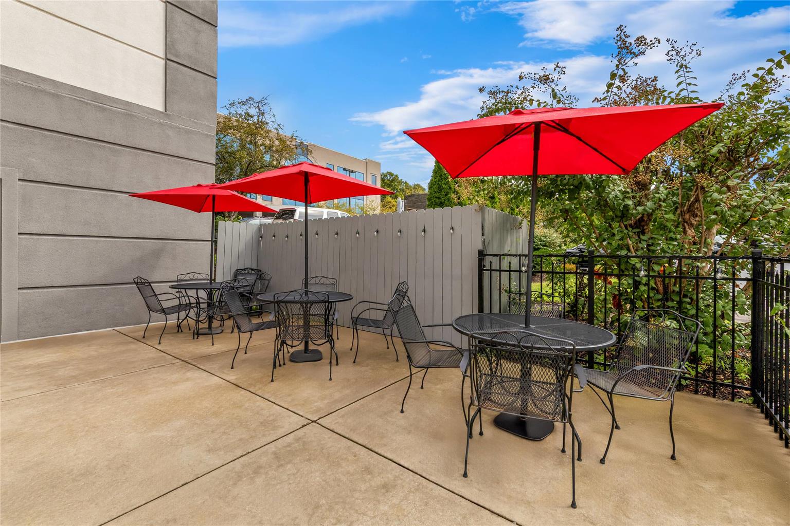 Brentwood Suites Nashville an Ascend Collection Hotel - photo 33
