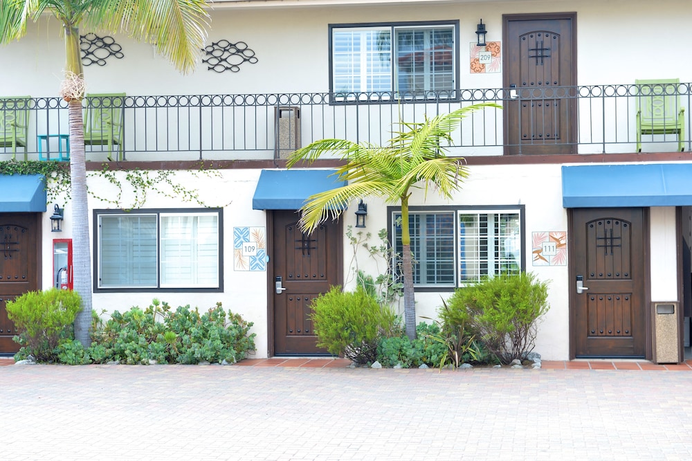 Crown City Inn — hotel in Coronado