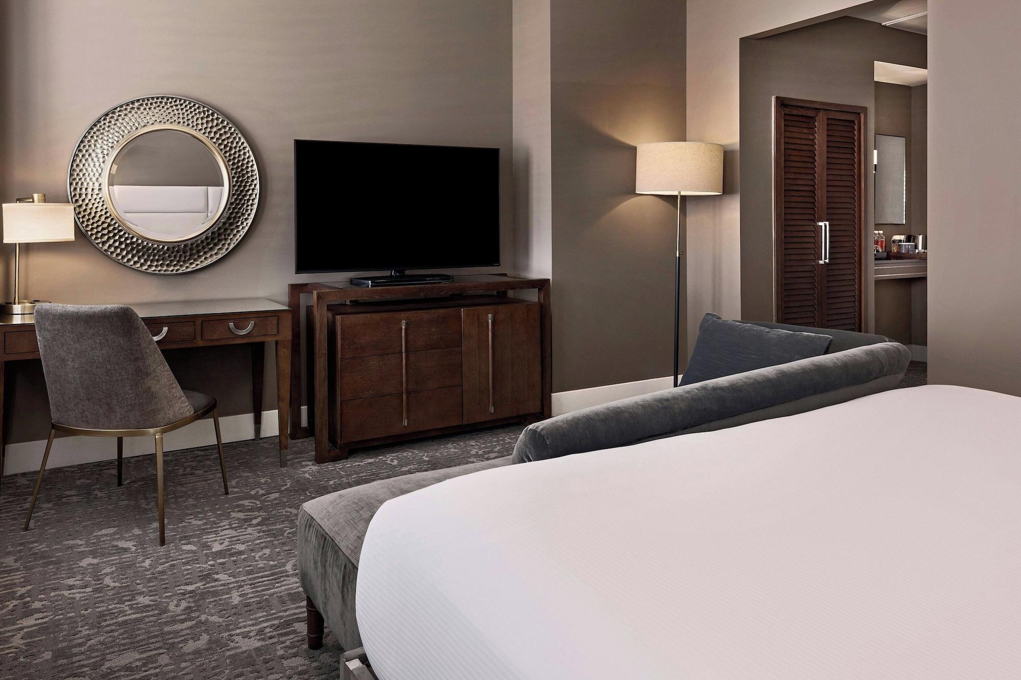 Ambassador Hotel Oklahoma City Autograph Collection - photo 19