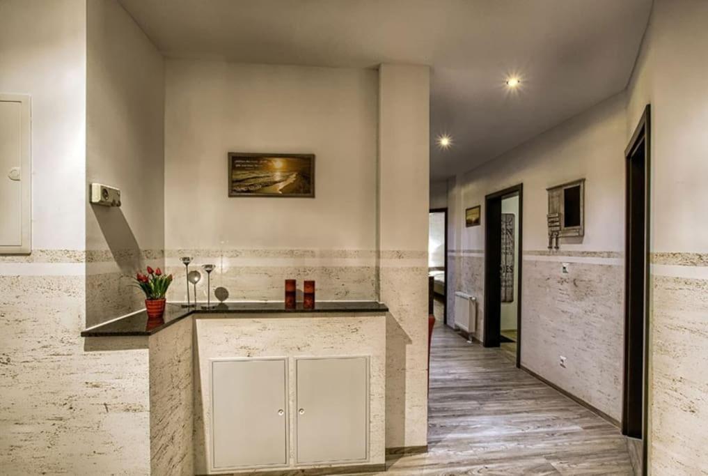 Moderne Ferienwohnung in Zwickau — 4-Star Luxury Hotel in Zwickau, Germany