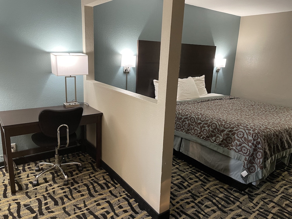 Days Inn & Suites by Wyndham Collierville Germantown Area - featured photo