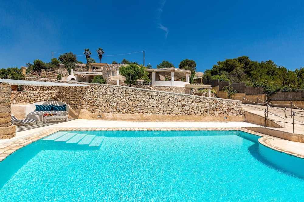 Villa Valeria — 4-Star Luxury Hotel in Morciano Di Leuca, Italy