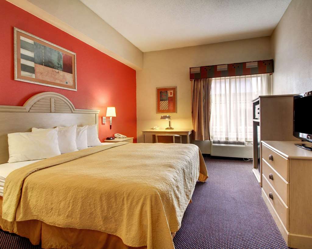 Quality Inn & Suites Hattiesburg North - photo 10