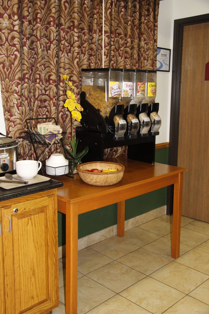 Horizon Inn and Suites - photo 29