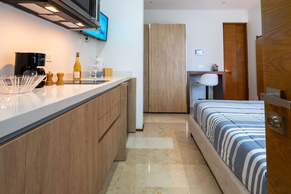 Loft View Sea The Best Ubication At 5Th Av — 4-Star Luxury Hotel in Playa Del Carmen, Mexico