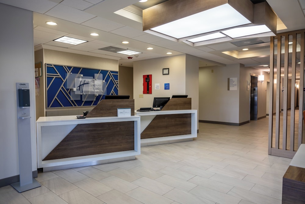 Holiday Inn Express & Suites Vicksburg by IHG - photo 68