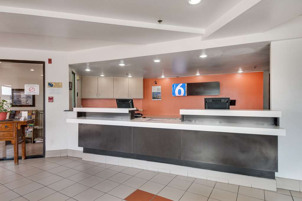 Motel 6 Brownsville TX North - photo 25