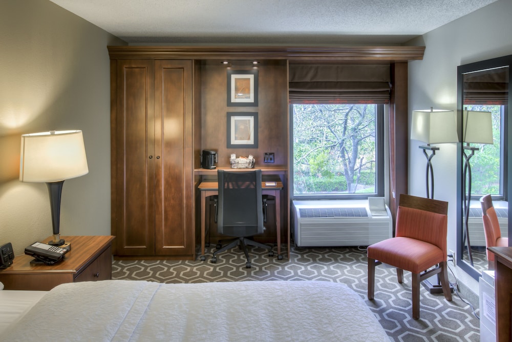 Hampton Inn Tampa International Airport Westshore - photo 11