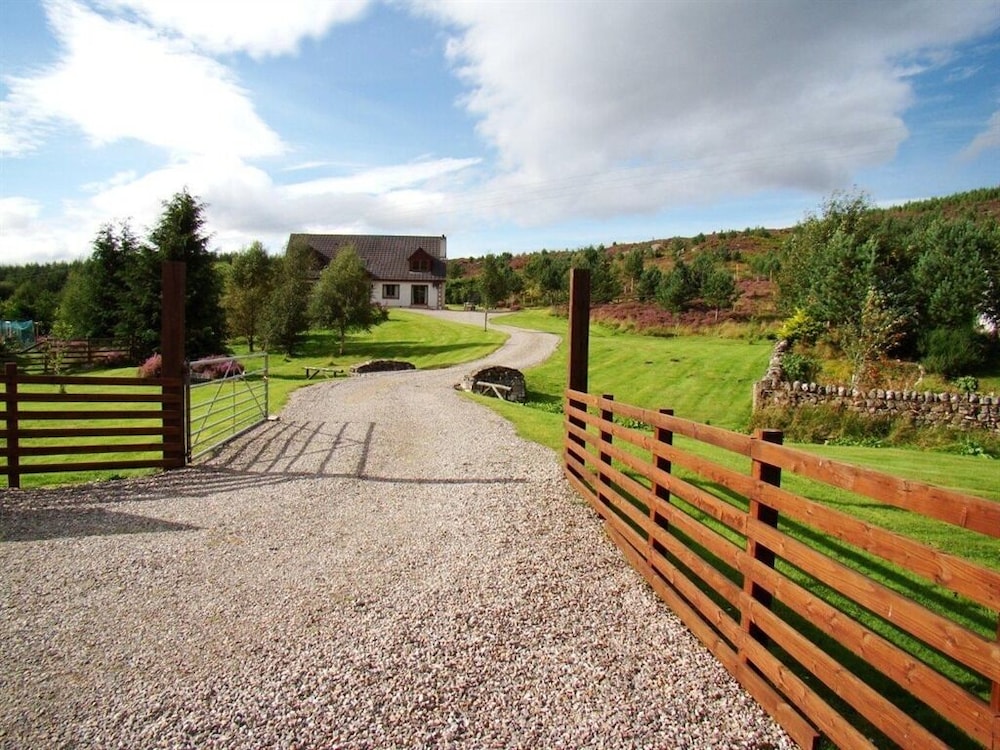 Binnilidh Mhor B&B — 4-Star Luxury Hotel in Inverness, United Kingdom