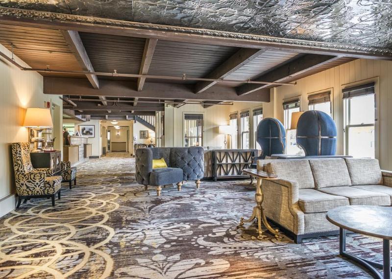 Holland America Skagway Inn in Juneau, United States