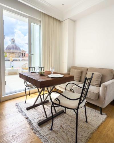 Monti Zen Penthouse ZENO57 — 4-Star Luxury Hotel in Rome, Italy