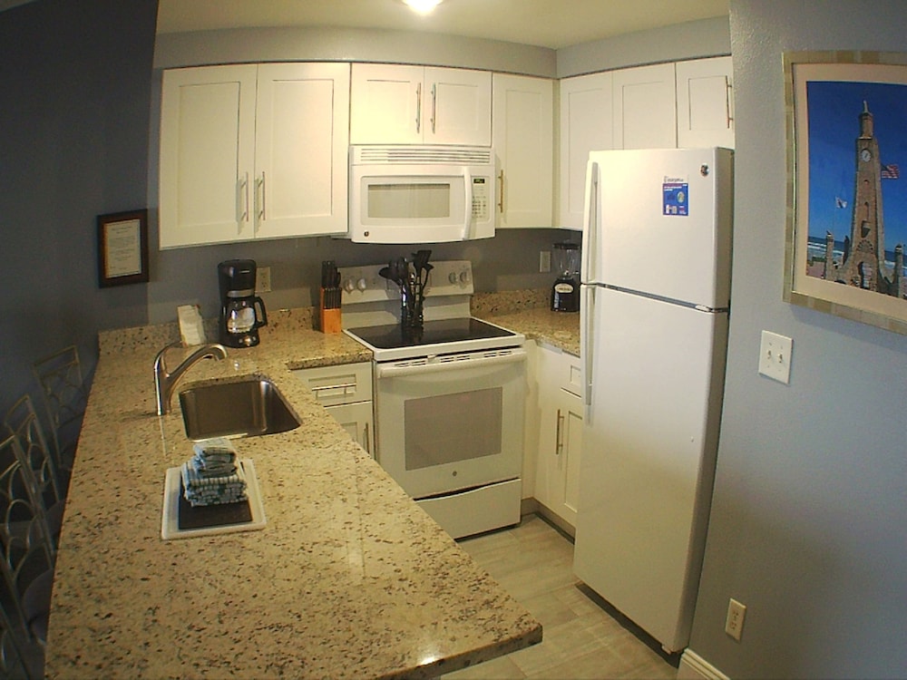 Ocean Walk Resort - photo 119