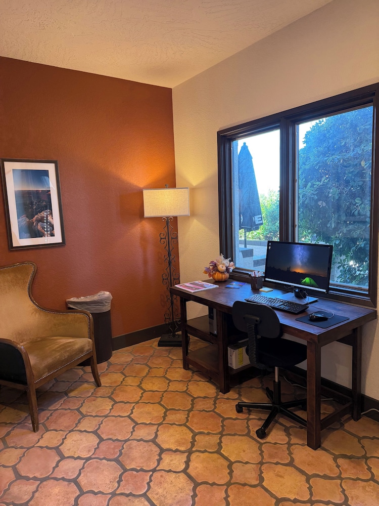 Lux Verde Hotel - photo 8