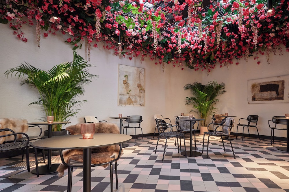 Rosa Hotel - carbon neutral hotel in Ostend