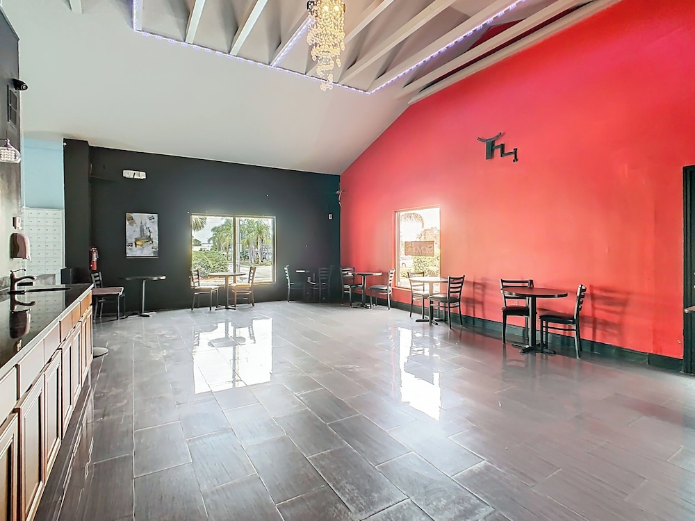 Quality Inn Davenport Maingate South - photo 5