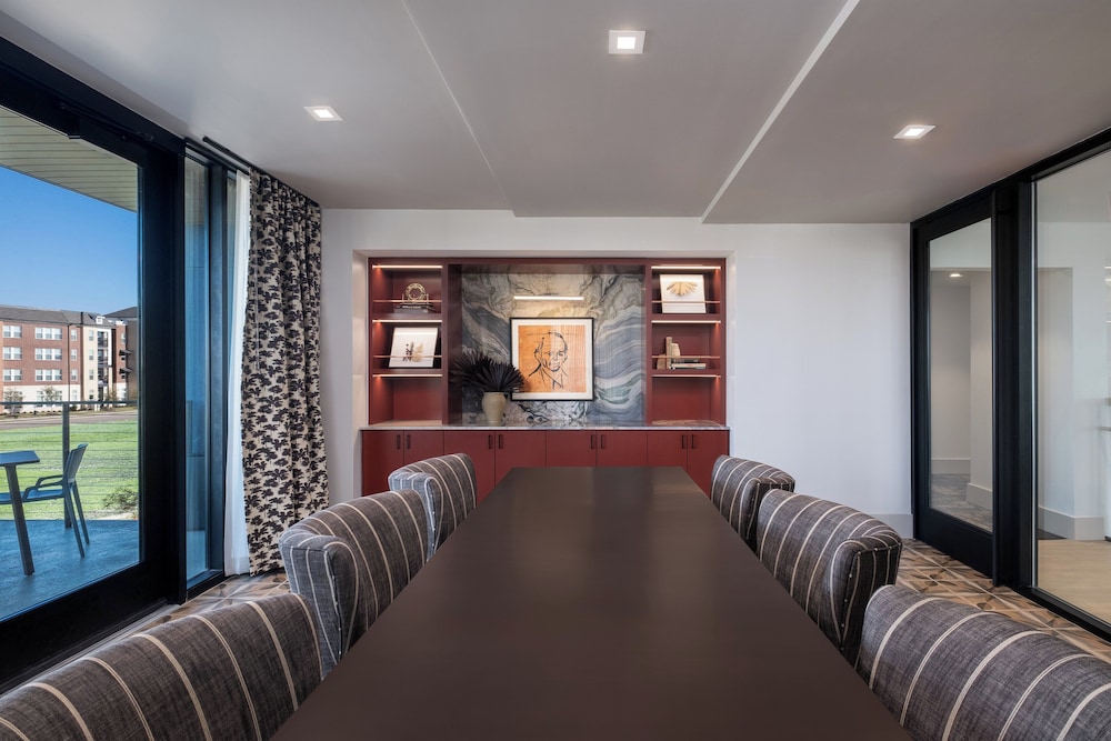 Denizen Hotel - photo 44