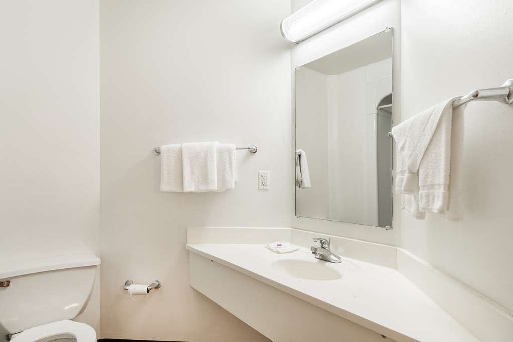 Motel 6 Newport TN - photo 19