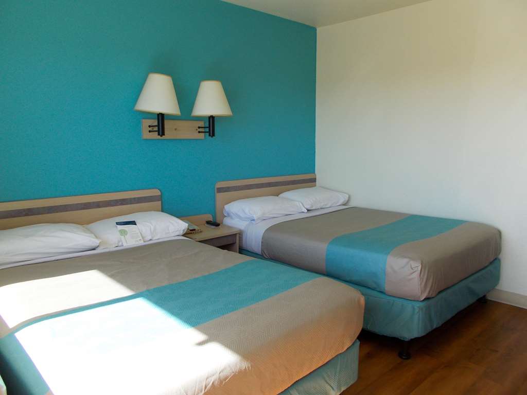 Motel 6 Green River UT - photo 12