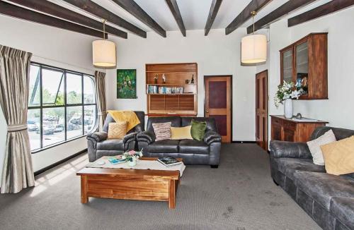 Prime Location Handy CBD& Restaurants — 4-Star Luxury Hotel in Christchurch, New Zealand