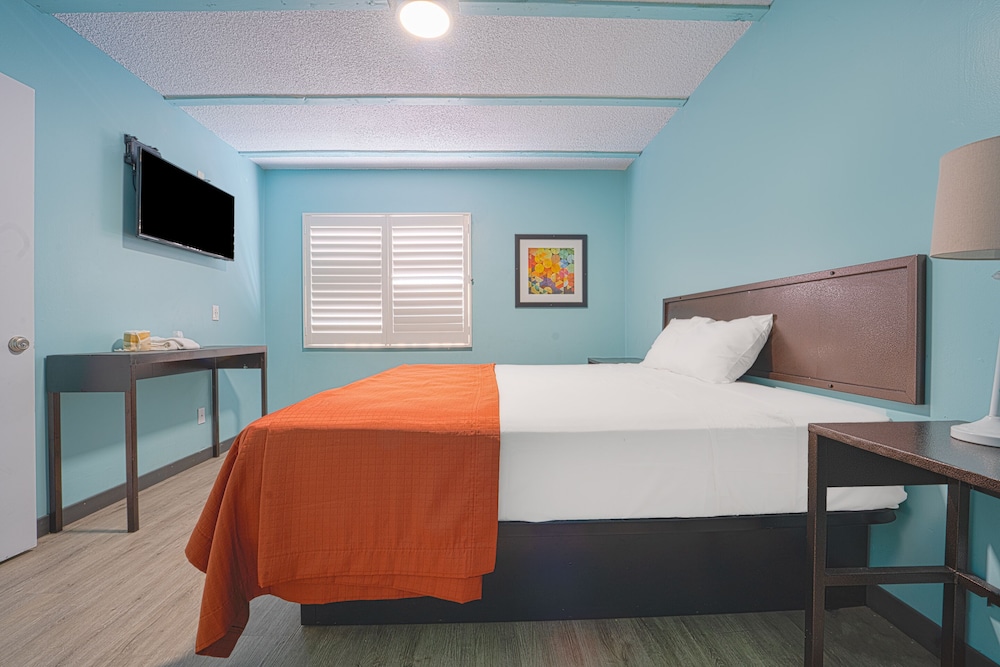 NOHO Hotel near Universal Studios Hollywood - photo 2