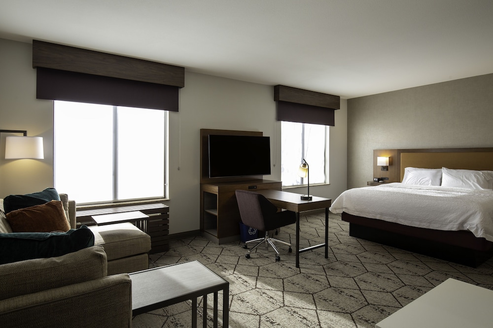 Hampton Inn & Suites Windsor Sonoma Wine Country - photo 9