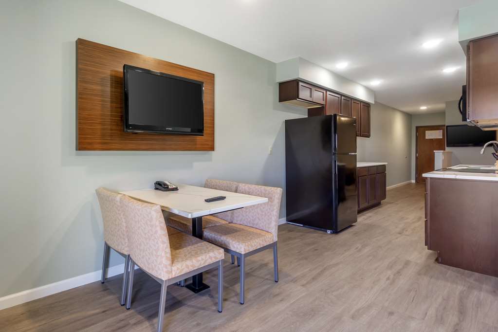 Best Western Plus Ahtanum Inn - photo 31