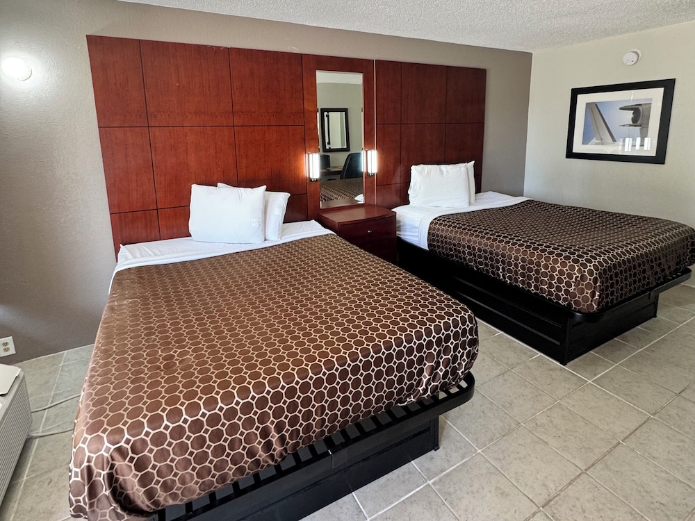 OYO Hotel Phoenix City - photo 20