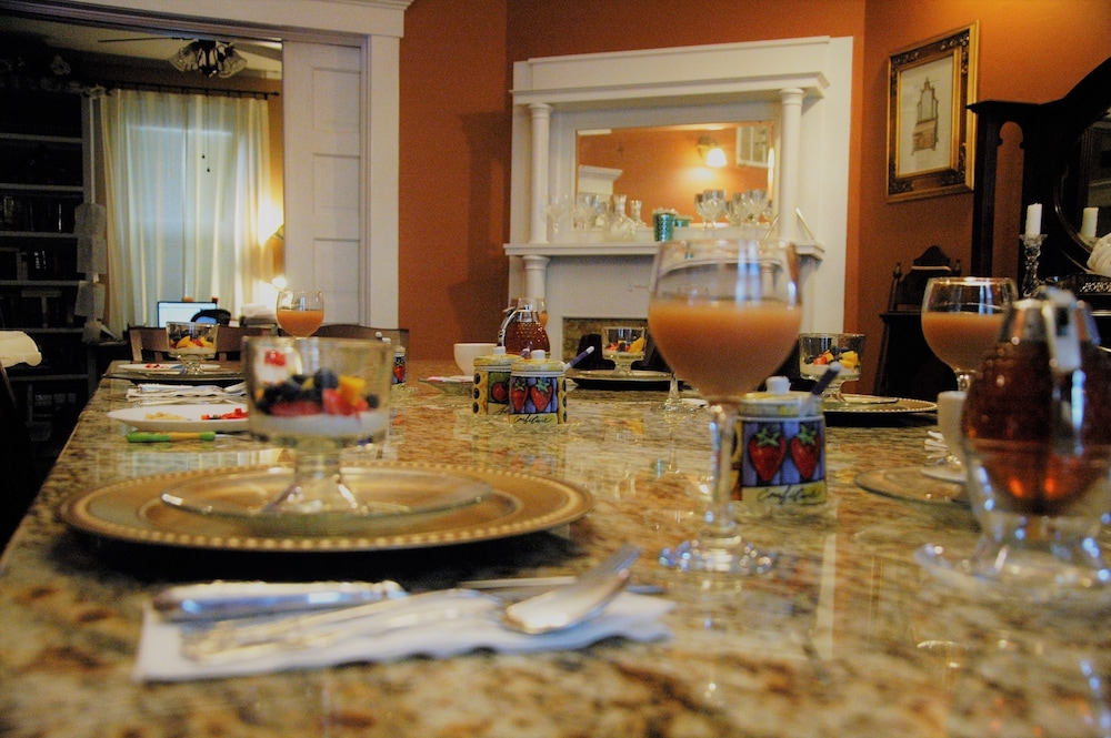 Janssen Park Place B&B - photo 19