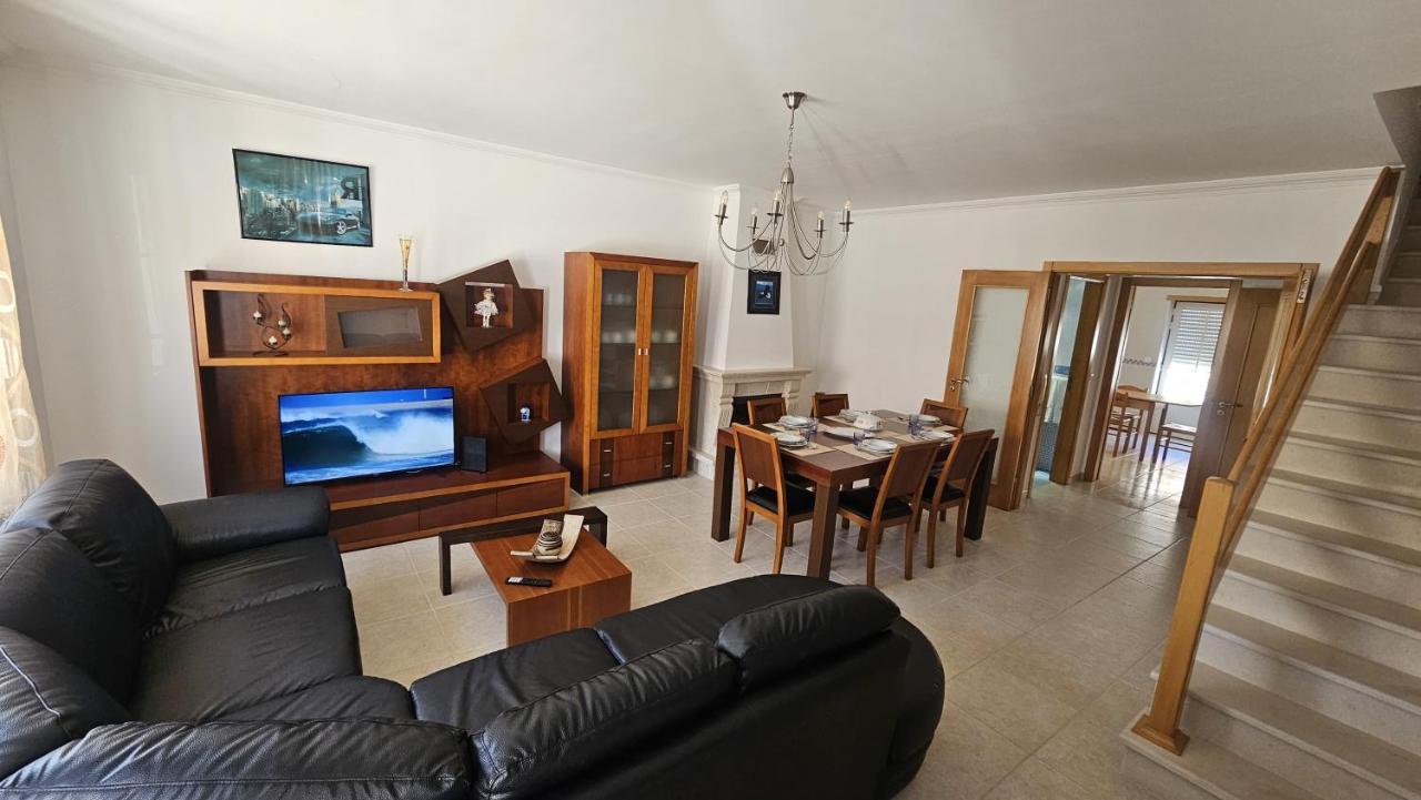 Surfando No Baleal 8 Pessoas — hotel in Ferrel