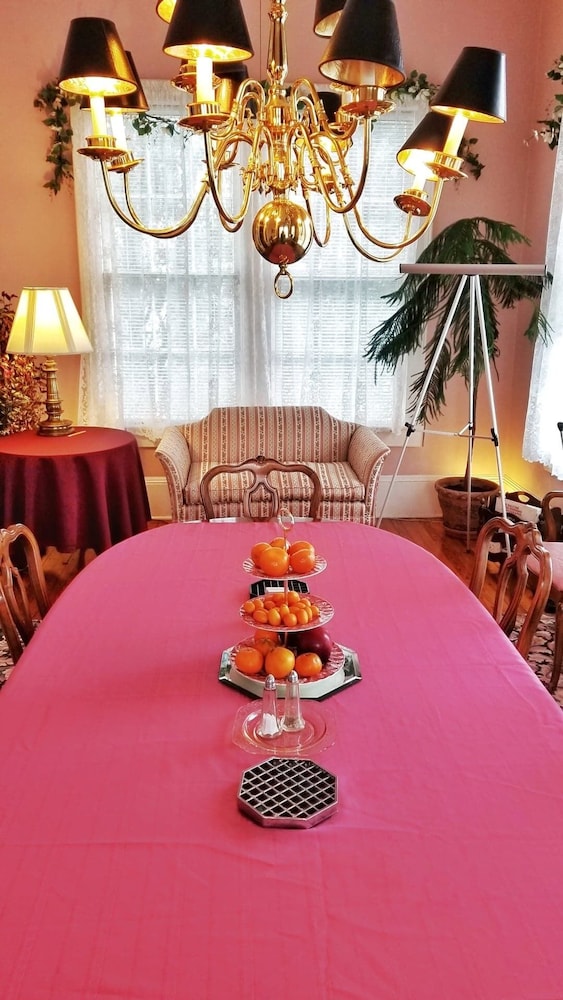 Millhouse Inn - photo 25