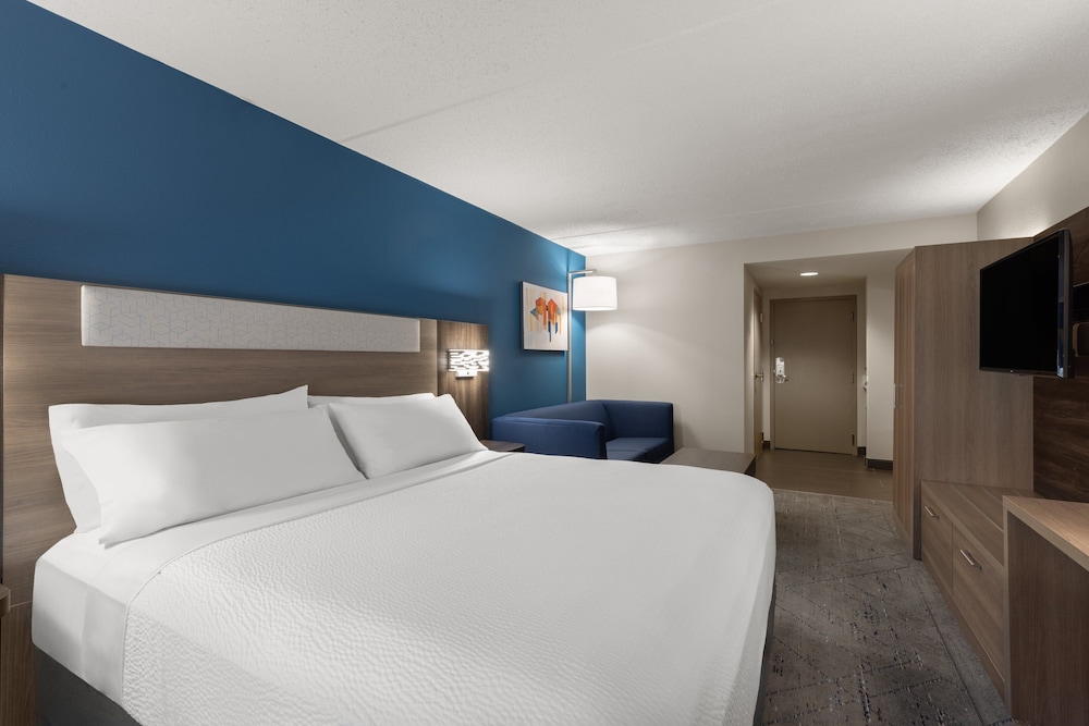 Holiday Inn Express Hotel & Suites Danbury I 84 by IHG - photo 9