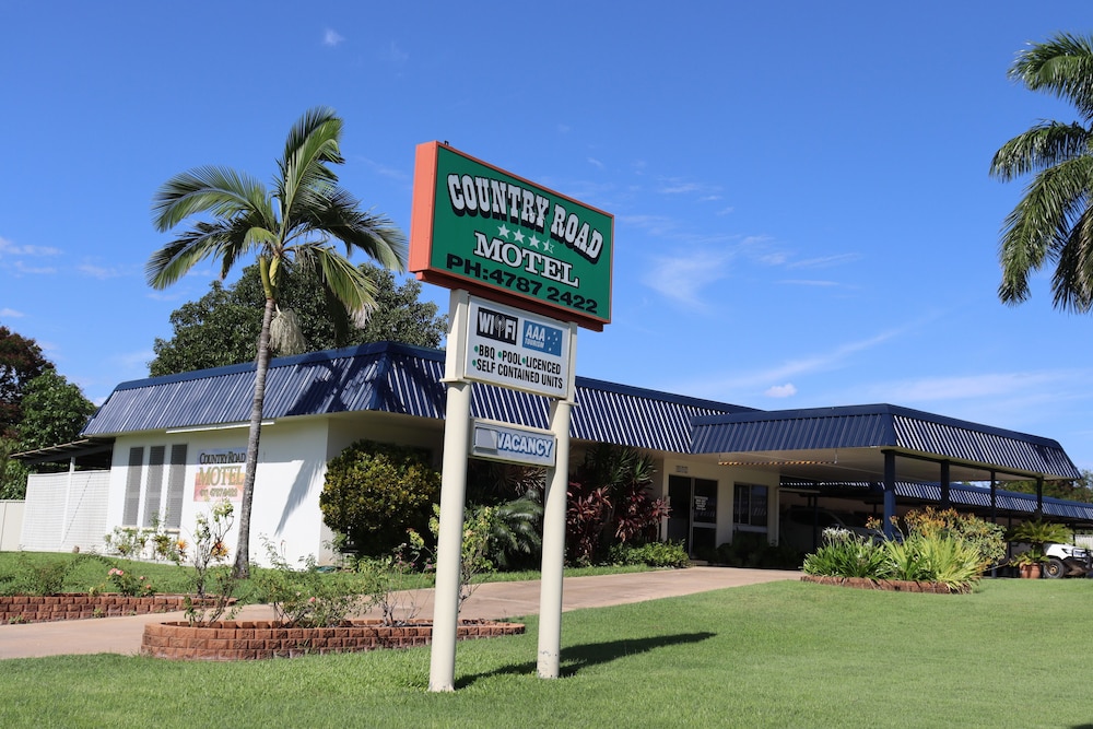 Country Road Motel in Charters Towers, Australia