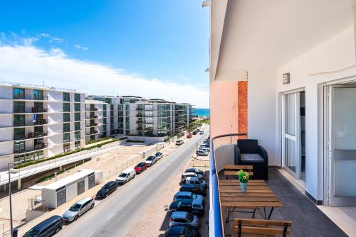 Beachfront apartment in Armação — 4-Star Luxury Hotel in Armacao De Pera, Portugal