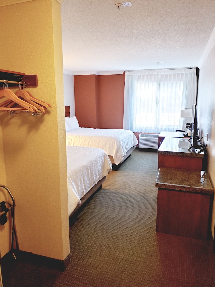 Holiday Inn Express Hotel & Suites Portland NW Downtown by IHG - photo 13