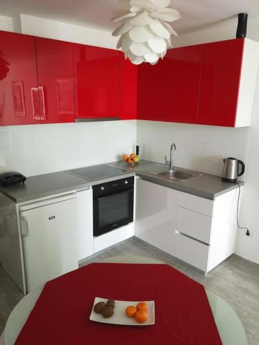 Studio Apartment Ivana New Sweet Apartment