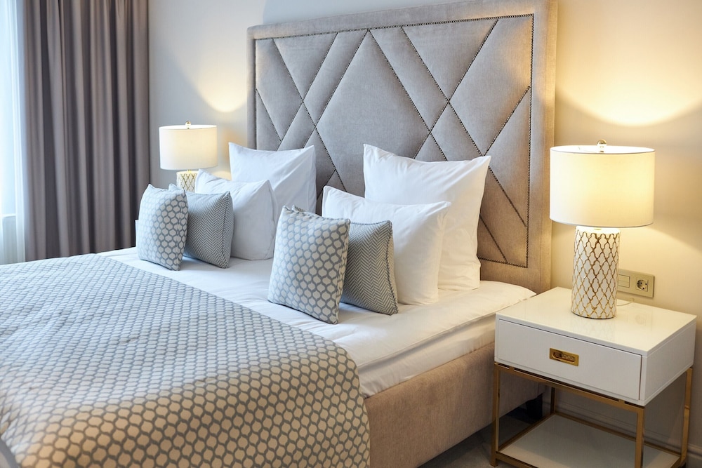 Lahta Plaza — 4-Star Luxury Hotel in Saint Petersburg, Russia