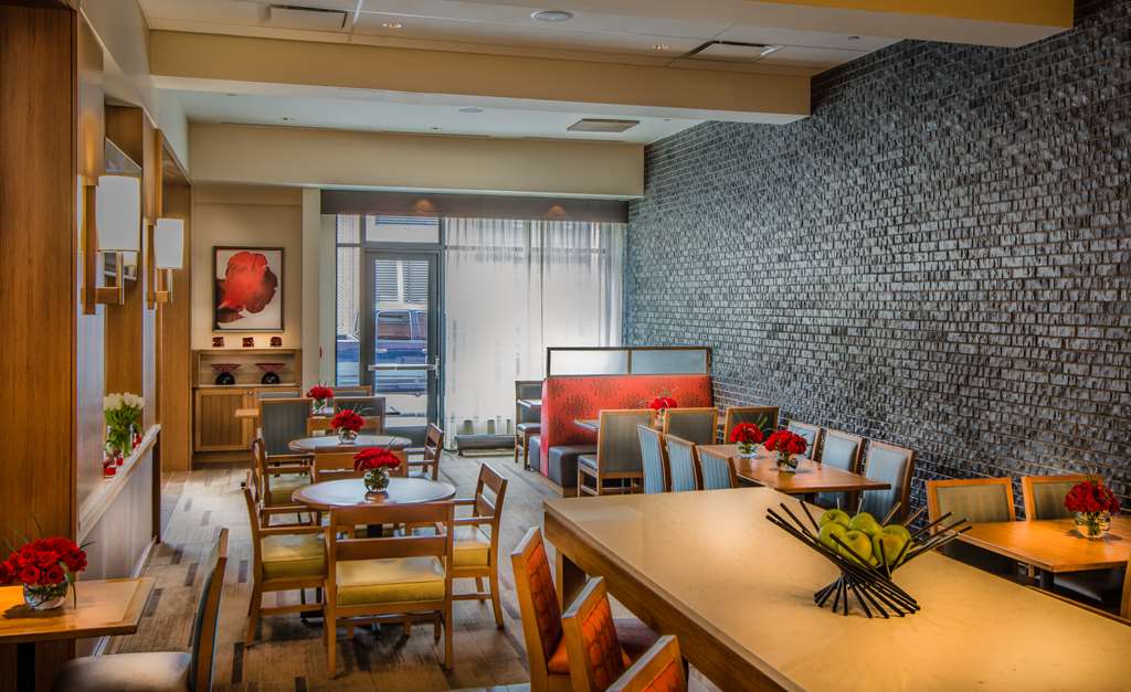 Hyatt Place Baltimore Inner Harbor - photo 8