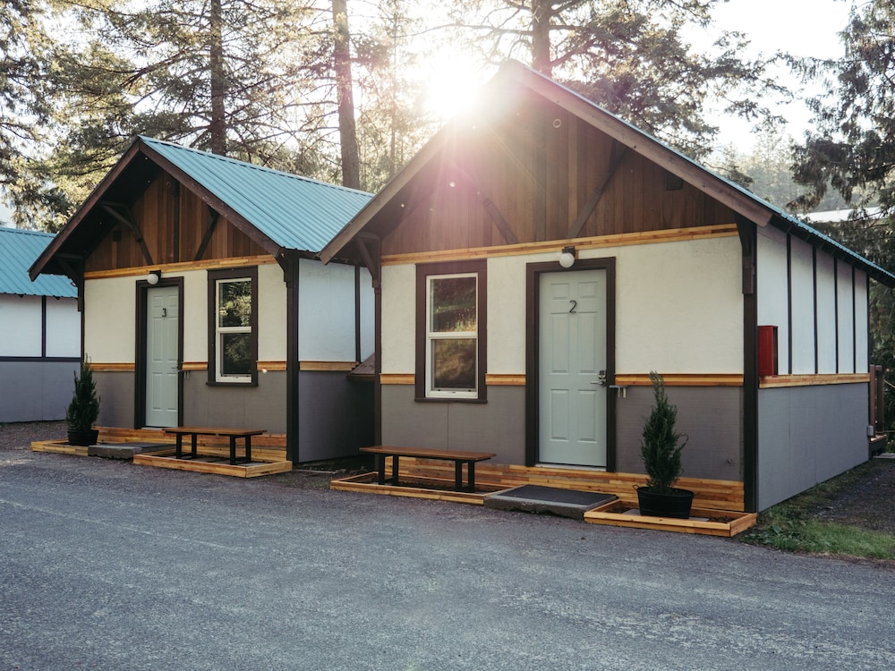 LOGE Leavenworth Riverside - photo 22