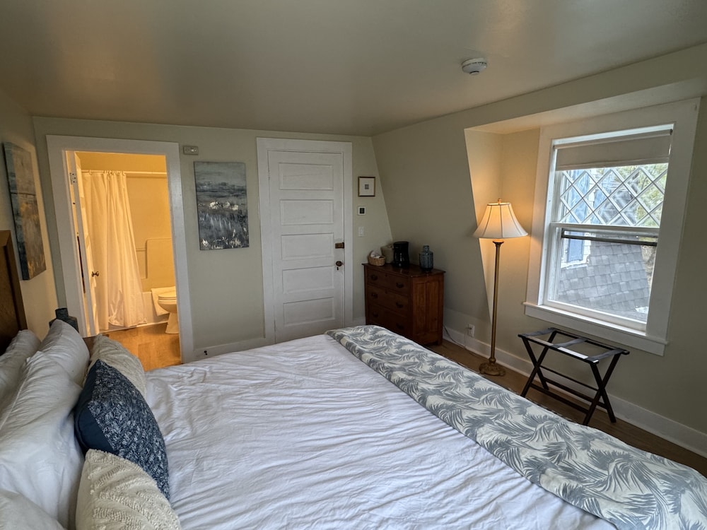 The High Tide Inn - photo 40